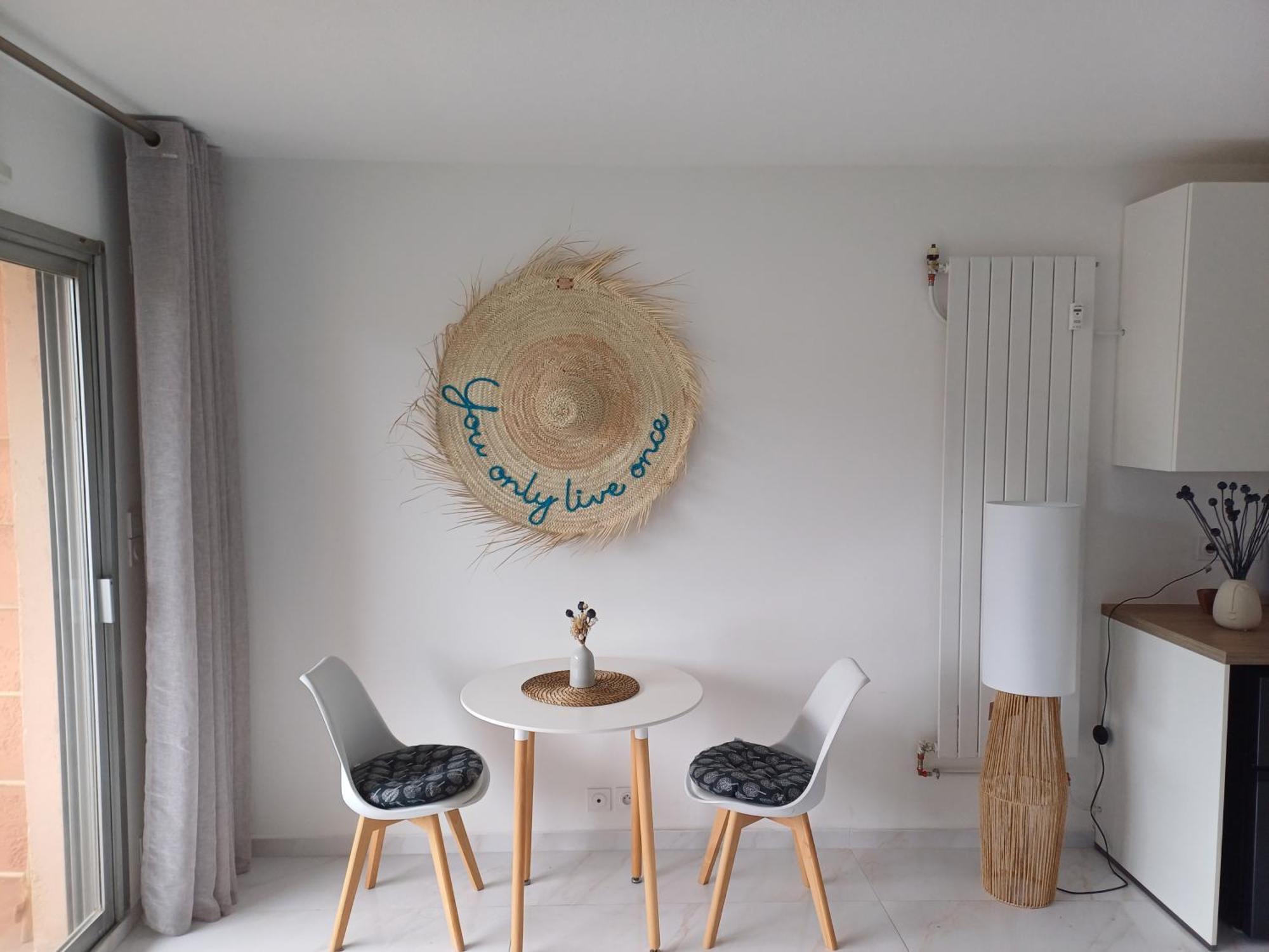 Eden Azur - Residence Hoteliere Golfe-Juan Ruang foto