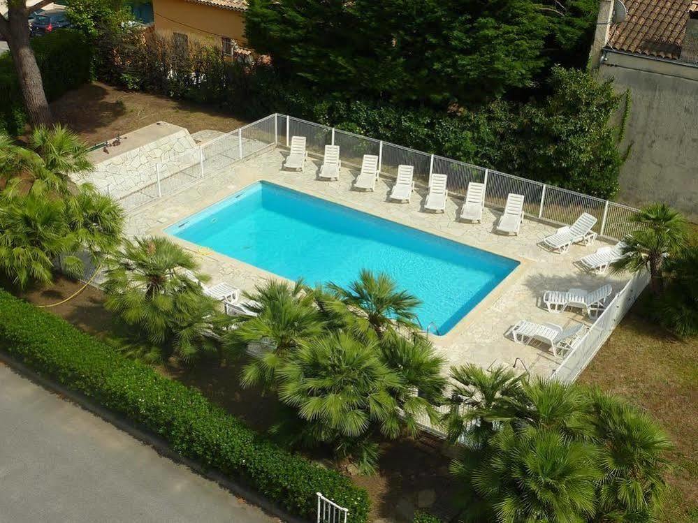 Eden Azur - Residence Hoteliere Golfe-Juan Bagian luar foto